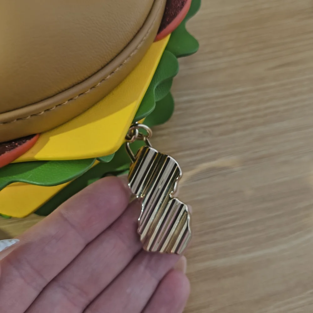 Burger Shaped Crossbody Bag - Picture 3 of 8
